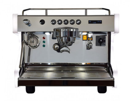 Automatic Espresso coffee machine. . 1 group automatic. . 1 steam wand. . 1 hot water wand. . Copper boiler with anti-oxidant treatment. . Backlit keyboard icons & RGB lights.. . Boiler cap: 5 ltr. . Power: 220 v / 50-60 hz / 1.7 kw. . Dim: 530 x 530 x 450 mm. CO03 NEO 1G / CIME/ Made in italy.
